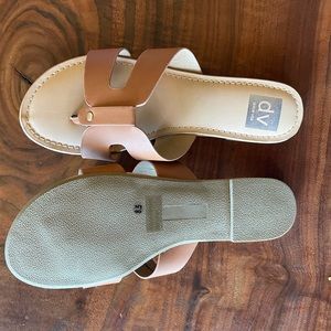 Dolce vita sandals
